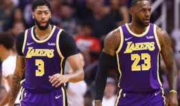 湖人队最新爆料视频播放,球队备战新赛季，巨星阵容引期待！”